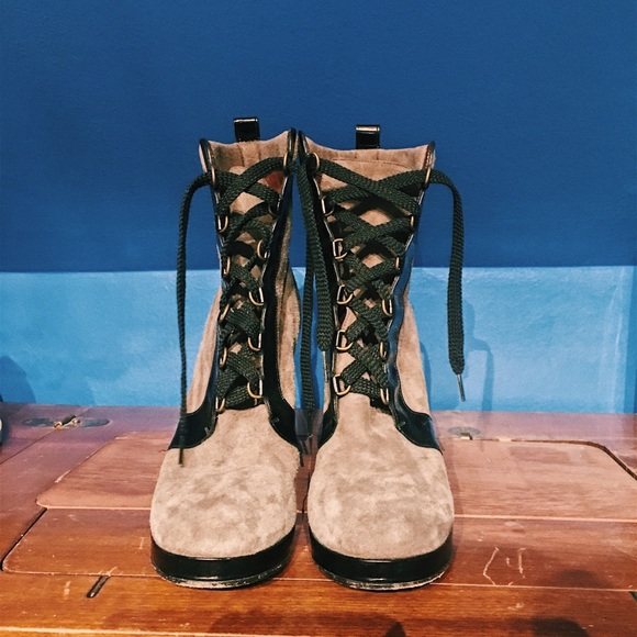 Marc by Marc Jacobs Lace up 5” Bootie Heels - Picture 2 of 8